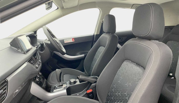 2023 Tata NEXON XMA SUNROOF PETROL, Petrol, Automatic, 5,856 km, Right Side Front Door Cabin