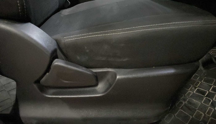2018 Datsun Redi Go A, Petrol, Manual, 50,310 km, Driver Side Adjustment Panel