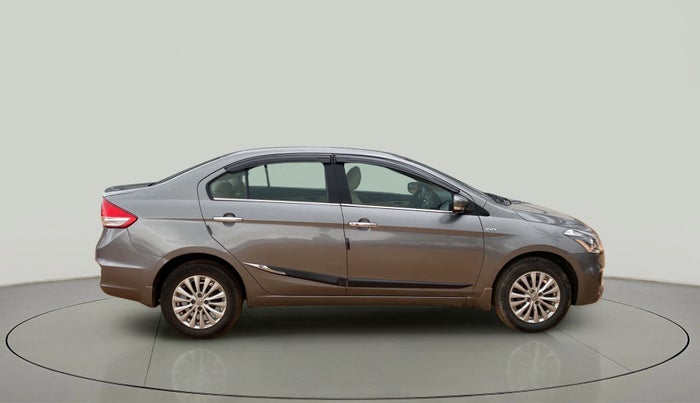 2016 Maruti Ciaz ZXI, Petrol, Manual, 68,199 km, Right Side View