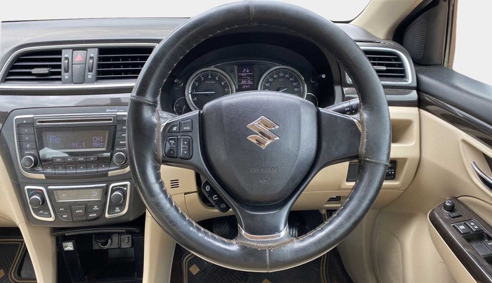 2016 Maruti Ciaz ZXI, Petrol, Manual, 68,199 km, Steering Wheel Close Up