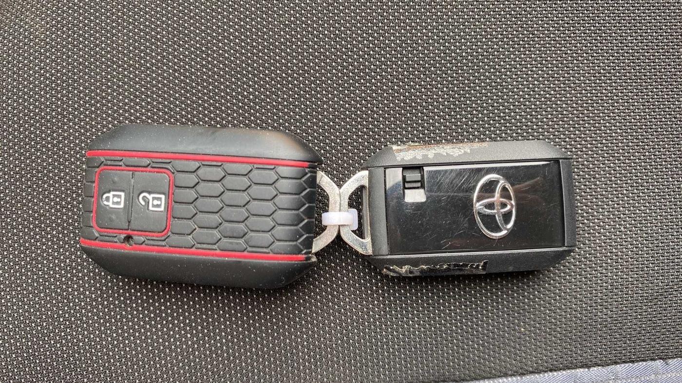 2021 Toyota Glanza G CVT, Petrol, Automatic, 28,418 km, Key Close Up