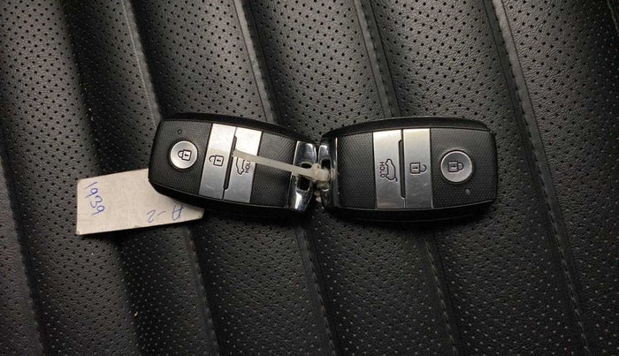 2020 KIA SELTOS GTX 1.4 PETROL, Petrol, Manual, 71,222 km, Key Close Up