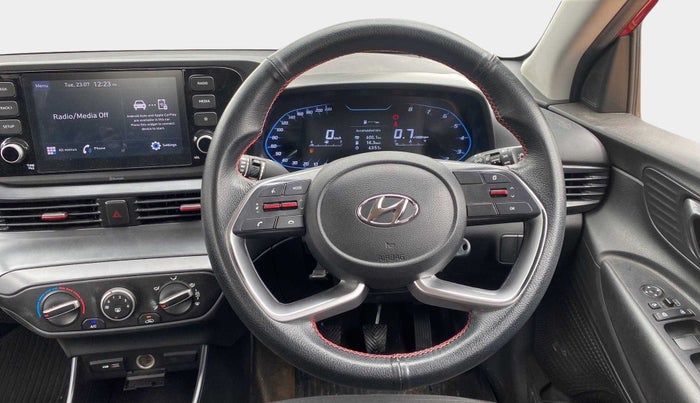 2022 Hyundai NEW I20 SPORTZ 1.2 MT DUAL TONE, Petrol, Manual, 39,470 km, Steering Wheel Close Up
