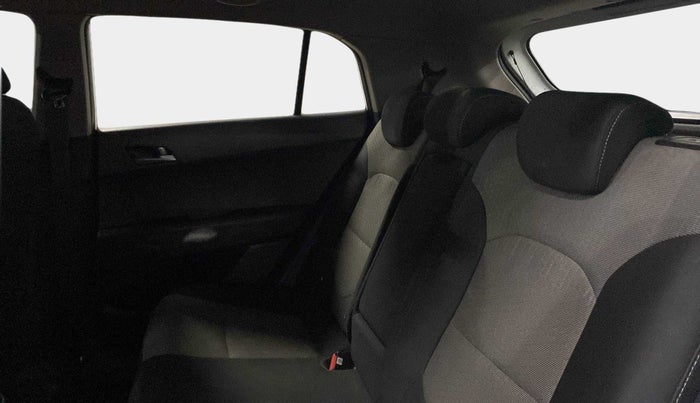 2017 Hyundai Creta SX PLUS AT 1.6 PETROL, Petrol, Automatic, 22,614 km, Right Side Rear Door Cabin