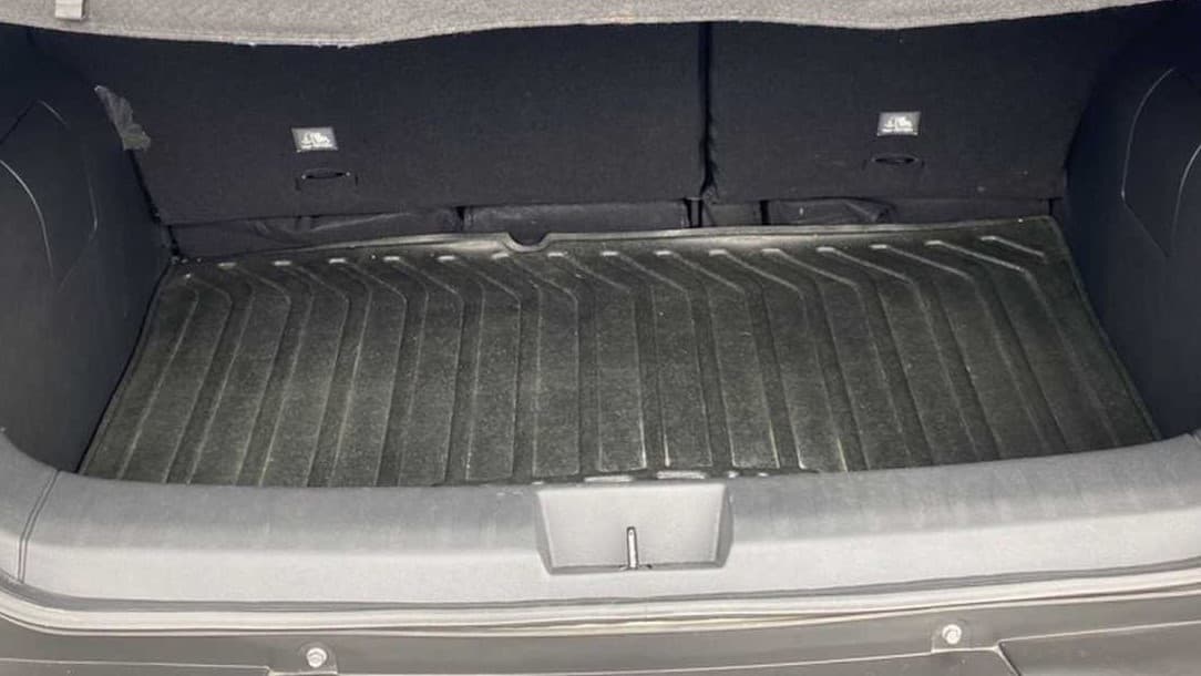 2022 Nissan MAGNITE XV EXECUTIVE, Petrol, Manual, 4,473 km, Boot Inside