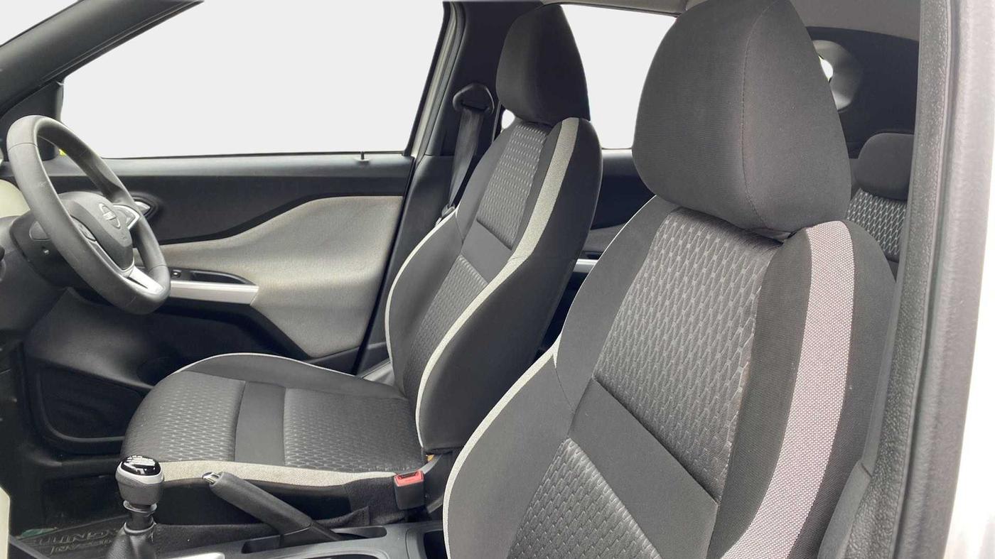 2022 Nissan MAGNITE XV EXECUTIVE, Petrol, Manual, 4,473 km, Right Side Front Door Cabin