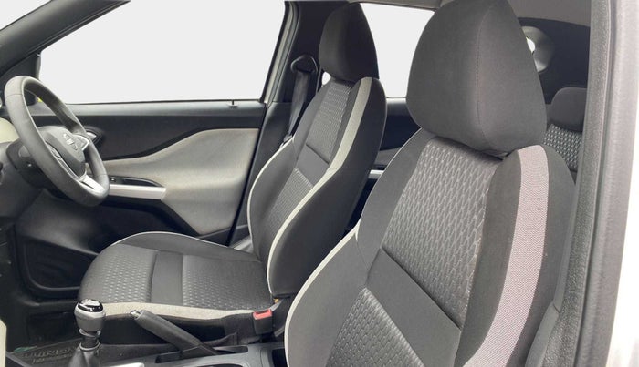 2022 Nissan MAGNITE XV EXECUTIVE, Petrol, Manual, 4,473 km, Right Side Front Door Cabin