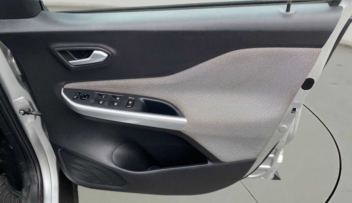 2022 Nissan MAGNITE XV EXECUTIVE, Petrol, Manual, 4,473 km, Driver Side Door Panels Control