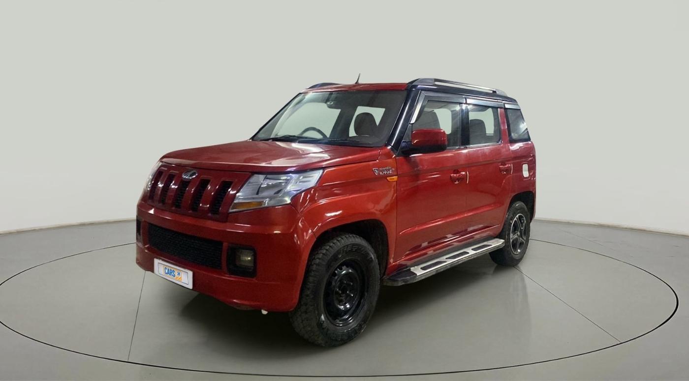 2018 Mahindra TUV300 T6 PLUS, Diesel, Manual, 45,368 km, Left Front Diagonal
