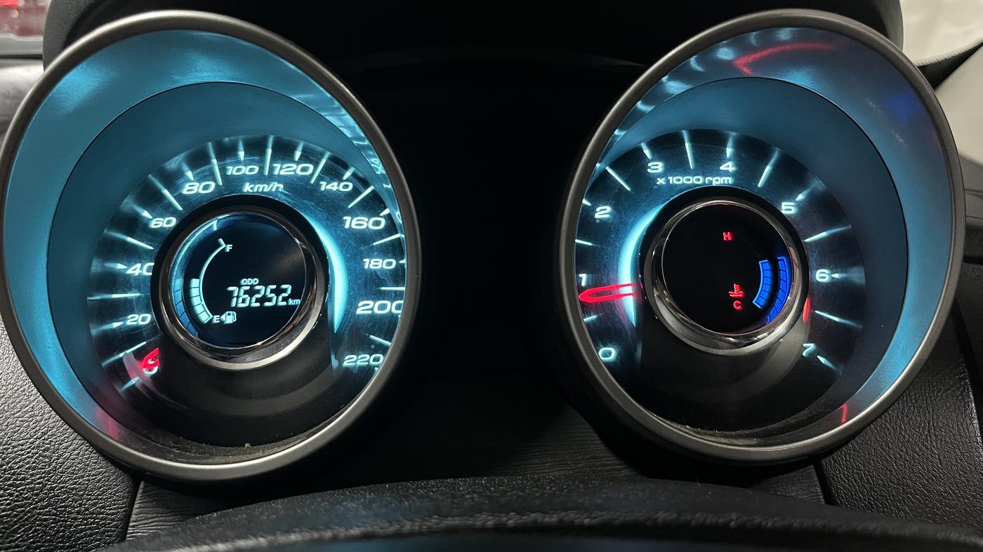 2018 Mahindra XUV500 W11 (O) AWD, Diesel, Manual, 76,444 km, Odometer Image