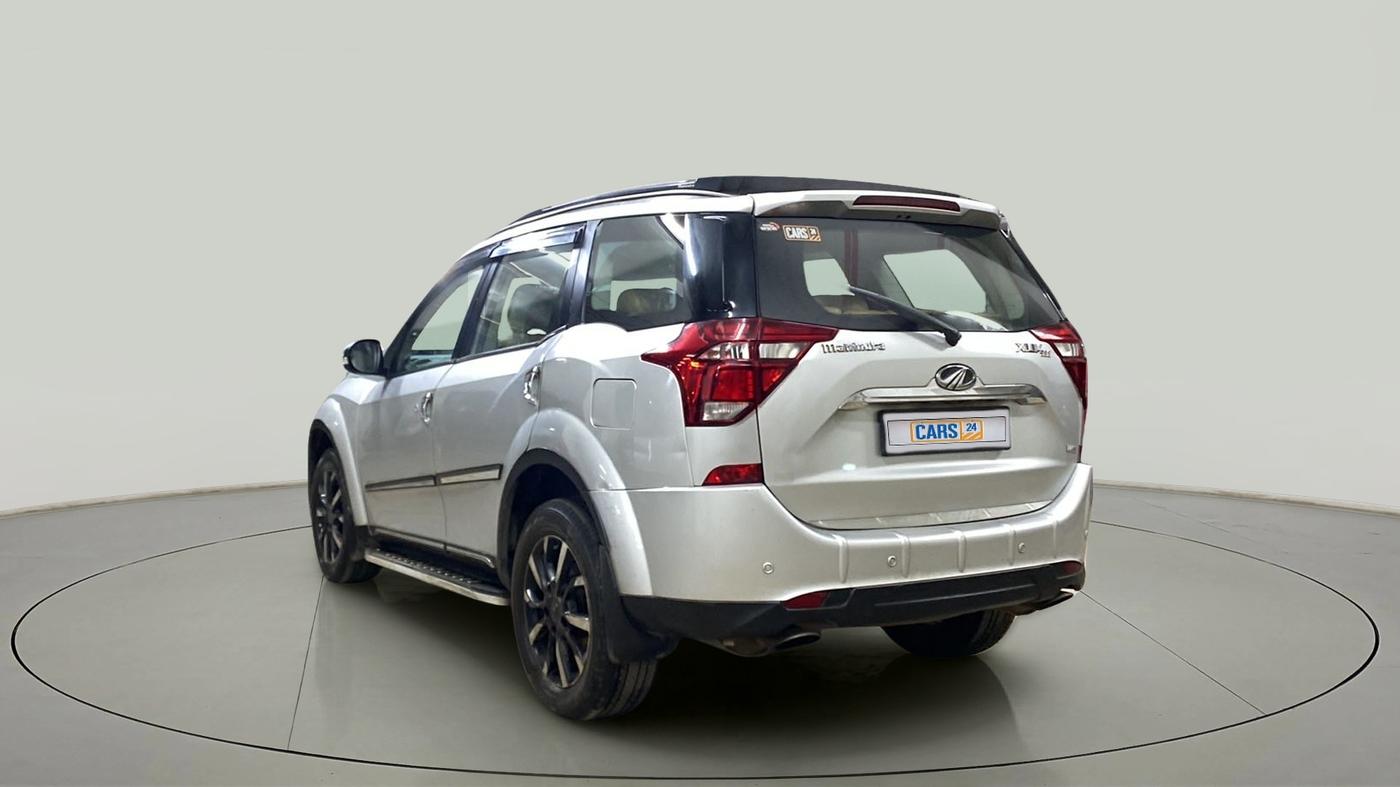 2018 Mahindra XUV500 W11 (O) AWD, Diesel, Manual, 76,444 km, Left Back Diagonal