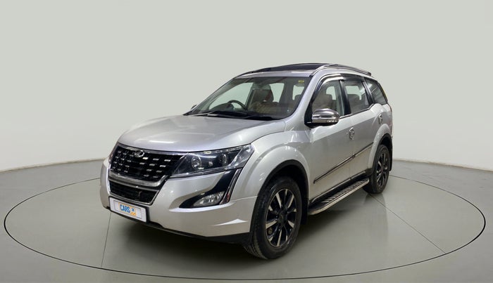 2018 Mahindra XUV500 W11 (O) AWD, Diesel, Manual, 76,444 km, Left Front Diagonal