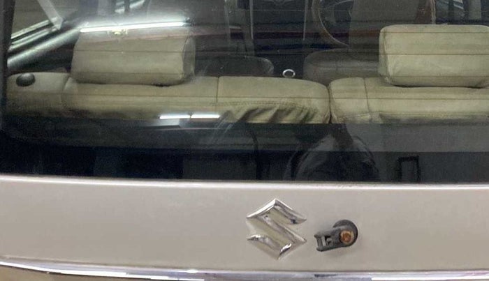 2015 Maruti Wagon R 1.0 VXI, Petrol, Manual, 56,101 km, Rear windshield - Wiper arm not available