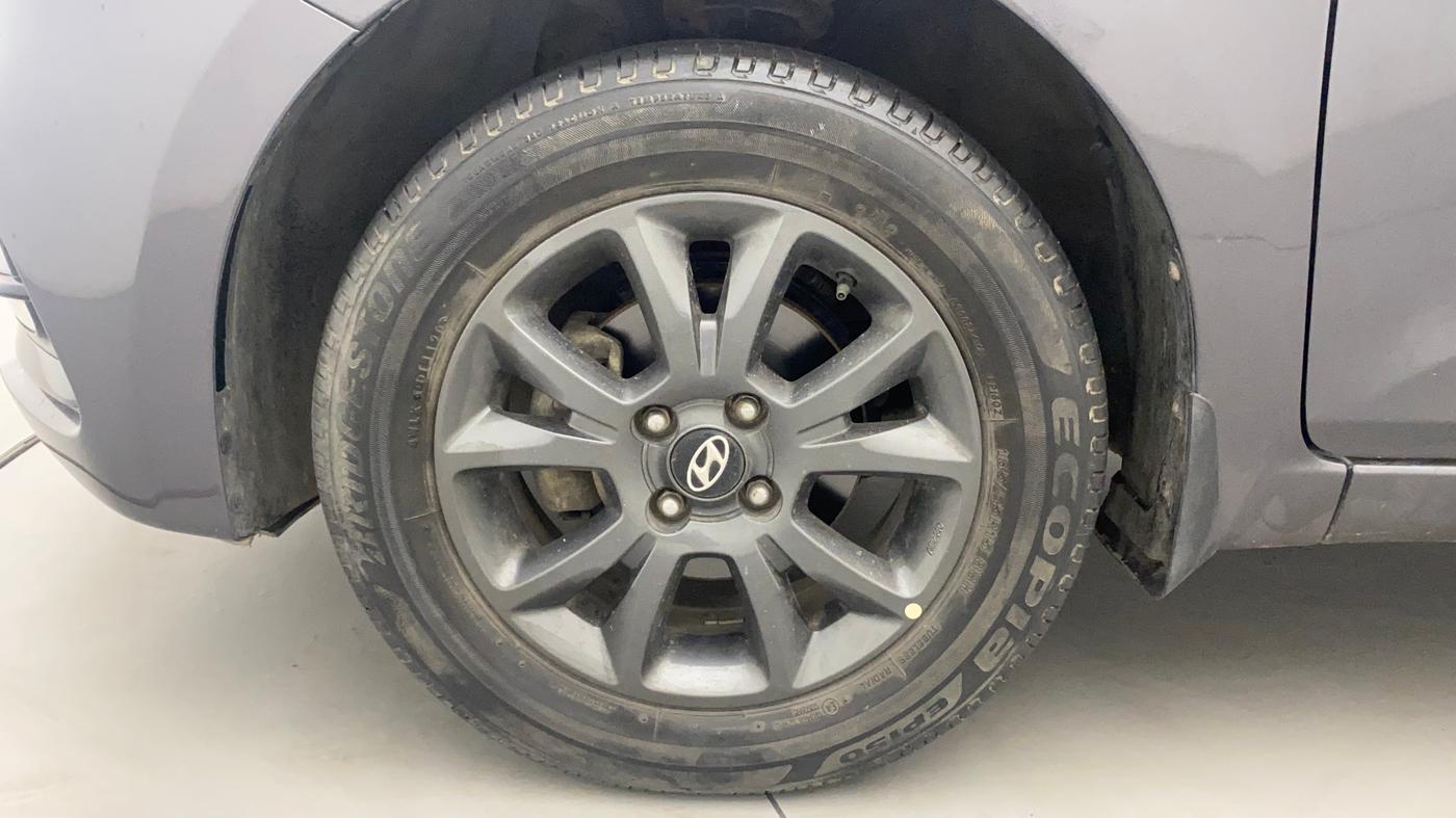 2020 Hyundai Elite i20 SPORTZ PLUS 1.2, Petrol, Manual, 40,065 km, Left Front Wheel