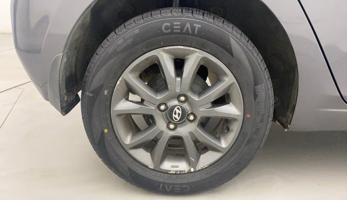 2020 Hyundai Elite i20 SPORTZ PLUS 1.2, Petrol, Manual, 40,065 km, Right Rear Wheel