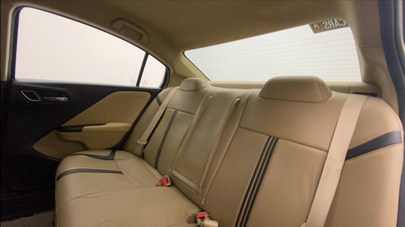 2018 Honda City 1.5L I-VTEC V MT, Petrol, Manual, 43,634 km, Right Side Rear Door Cabin