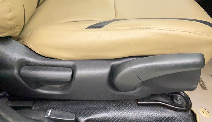 2018 Honda City 1.5L I-VTEC V MT, Petrol, Manual, 43,634 km, Driver Side Adjustment Panel