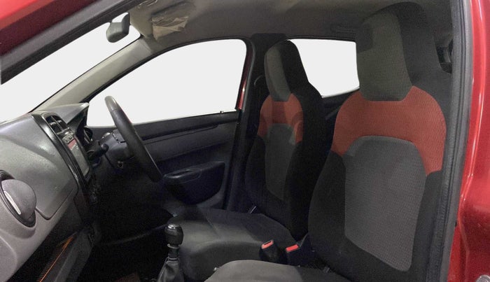 2016 Renault Kwid RXT 0.8 (O), Petrol, Manual, 1,03,116 km, Right Side Front Door Cabin