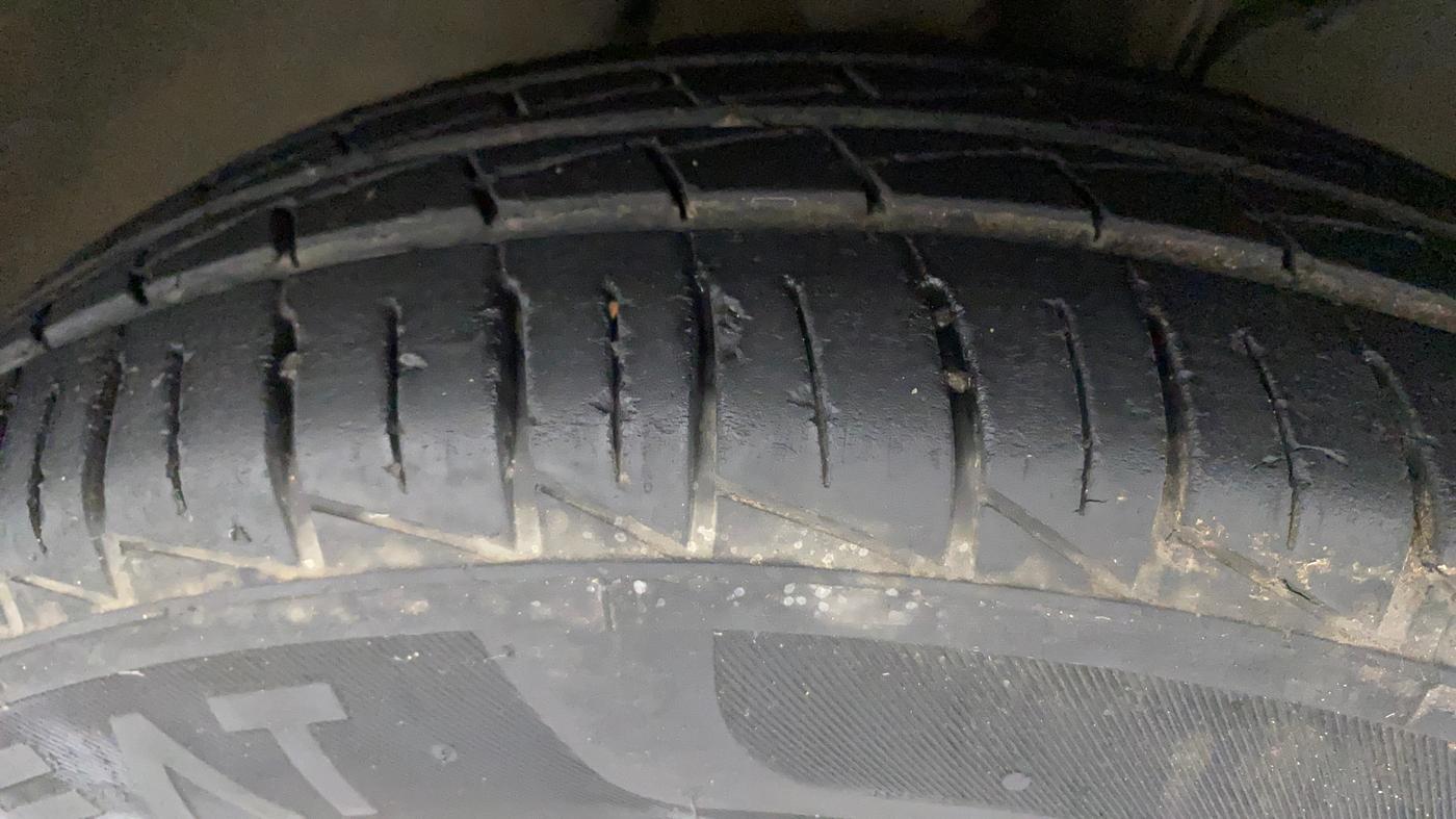 2019 Maruti Alto VXI, Petrol, Manual, 24,657 km, Right Front Tyre Tread