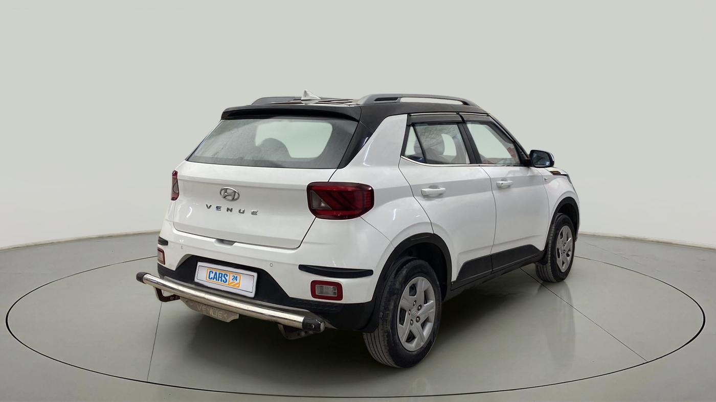 2020 Hyundai VENUE S 1.4 CRDI, Diesel, Manual, 46,446 km, Right Back Diagonal