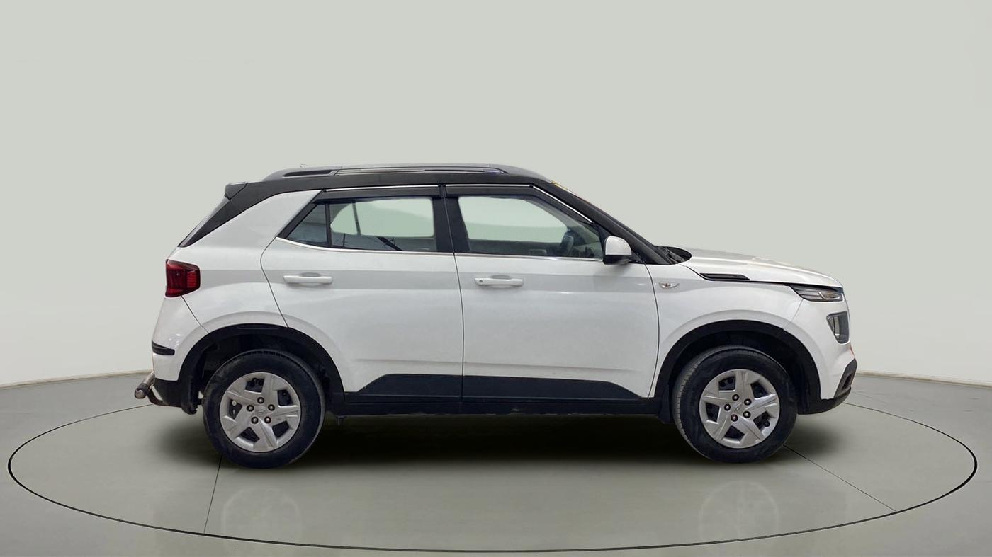 2020 Hyundai VENUE S 1.4 CRDI, Diesel, Manual, 46,446 km, Right Side View