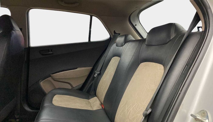 2015 Hyundai Grand i10 MAGNA 1.2 KAPPA VTVT, Petrol, Manual, 63,211 km, Right Side Rear Door Cabin