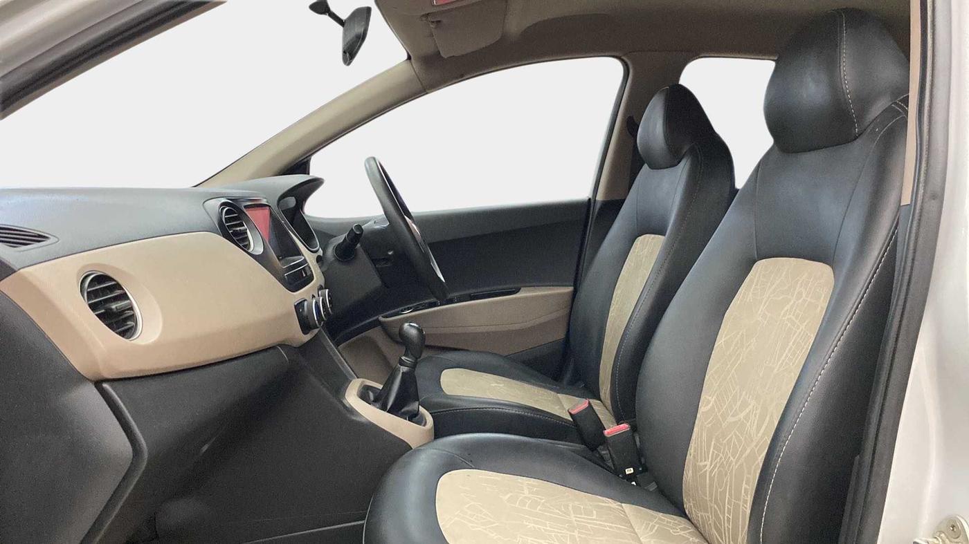 2015 Hyundai Grand i10 MAGNA 1.2 KAPPA VTVT, Petrol, Manual, 63,211 km, Right Side Front Door Cabin