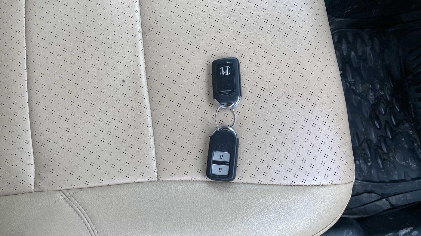 2019 Honda Jazz 1.2L I-VTEC VX CVT, Petrol, Automatic, 40,233 km, Key Close Up
