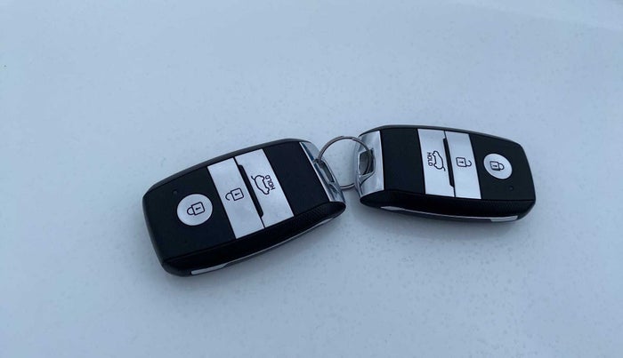 2021 KIA SELTOS HTK PLUS 1.5, Petrol, Manual, 56,274 km, Key Close Up