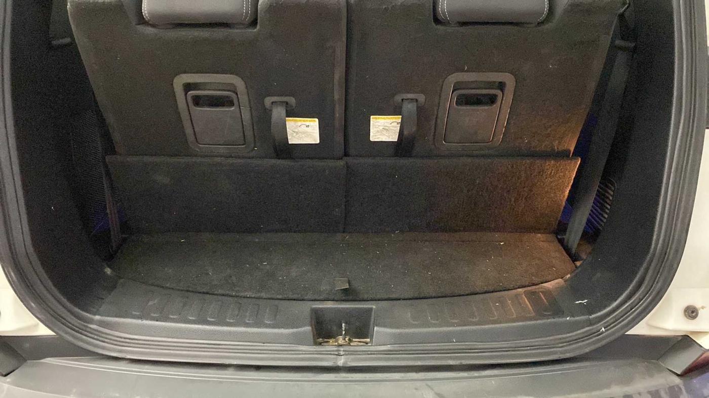 2021 Tata Safari XT PLUS, Diesel, Manual, 42,072 km, Boot Inside