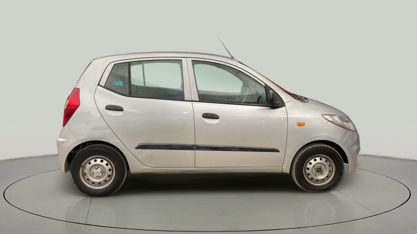 2016 Hyundai i10 MAGNA 1.1, Petrol, Manual, 41,176 km, Right Side View
