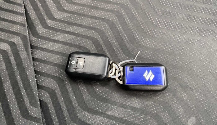 2018 Maruti Swift ZXI AMT, Petrol, Automatic, 54,862 km, Key Close Up