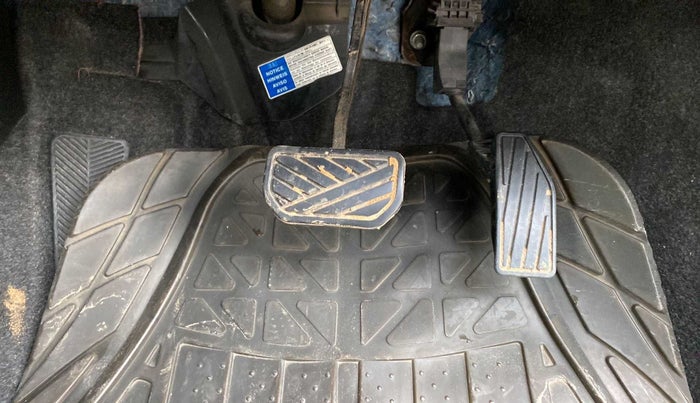 2018 Maruti Swift ZXI AMT, Petrol, Automatic, 54,862 km, Pedals