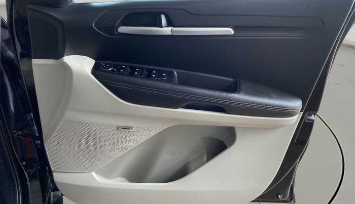 2022 KIA SONET HTX PLUS 1.5, Diesel, Manual, 41,591 km, Driver Side Door Panels Control