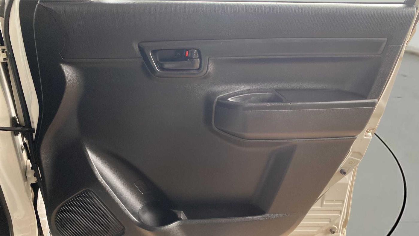 2022 Maruti S PRESSO VXI+, Petrol, Manual, 28,449 km, Driver Side Door Panels Control