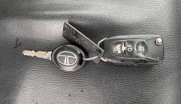2015 Tata Zest XTA F-TRONIC DIESEL, Diesel, Automatic, 79,684 km, Key Close Up