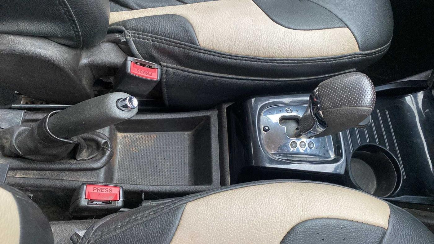 2015 Tata Zest XTA F-TRONIC DIESEL, Diesel, Automatic, 79,684 km, Gear Lever
