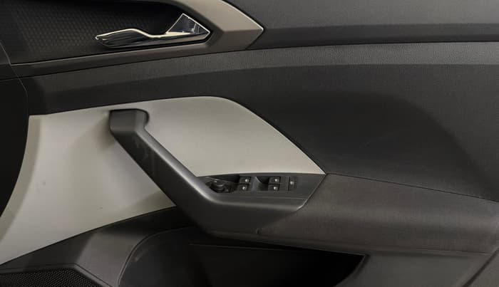 2022 Skoda KUSHAQ AMBITION 1.0L TSI MT, Petrol, Manual, 65,563 km, Driver Side Door Panels Control