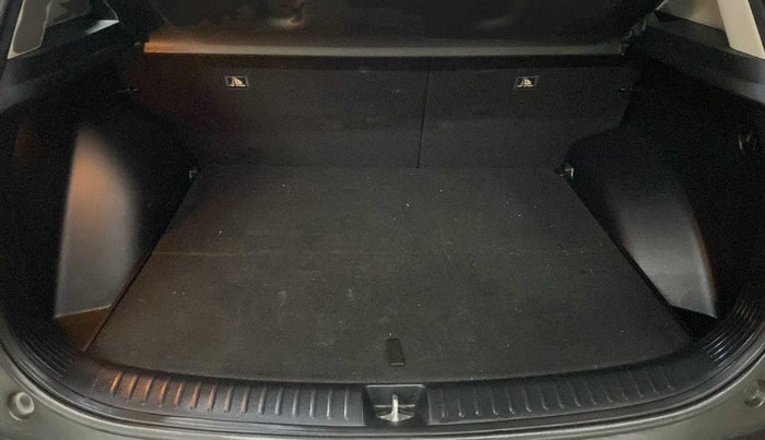 2019 KIA SELTOS HTX 1.5 PETROL, Petrol, Manual, 36,666 km, Boot Inside