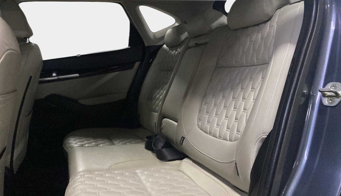 2019 KIA SELTOS HTX 1.5 PETROL, Petrol, Manual, 36,666 km, Right Side Rear Door Cabin