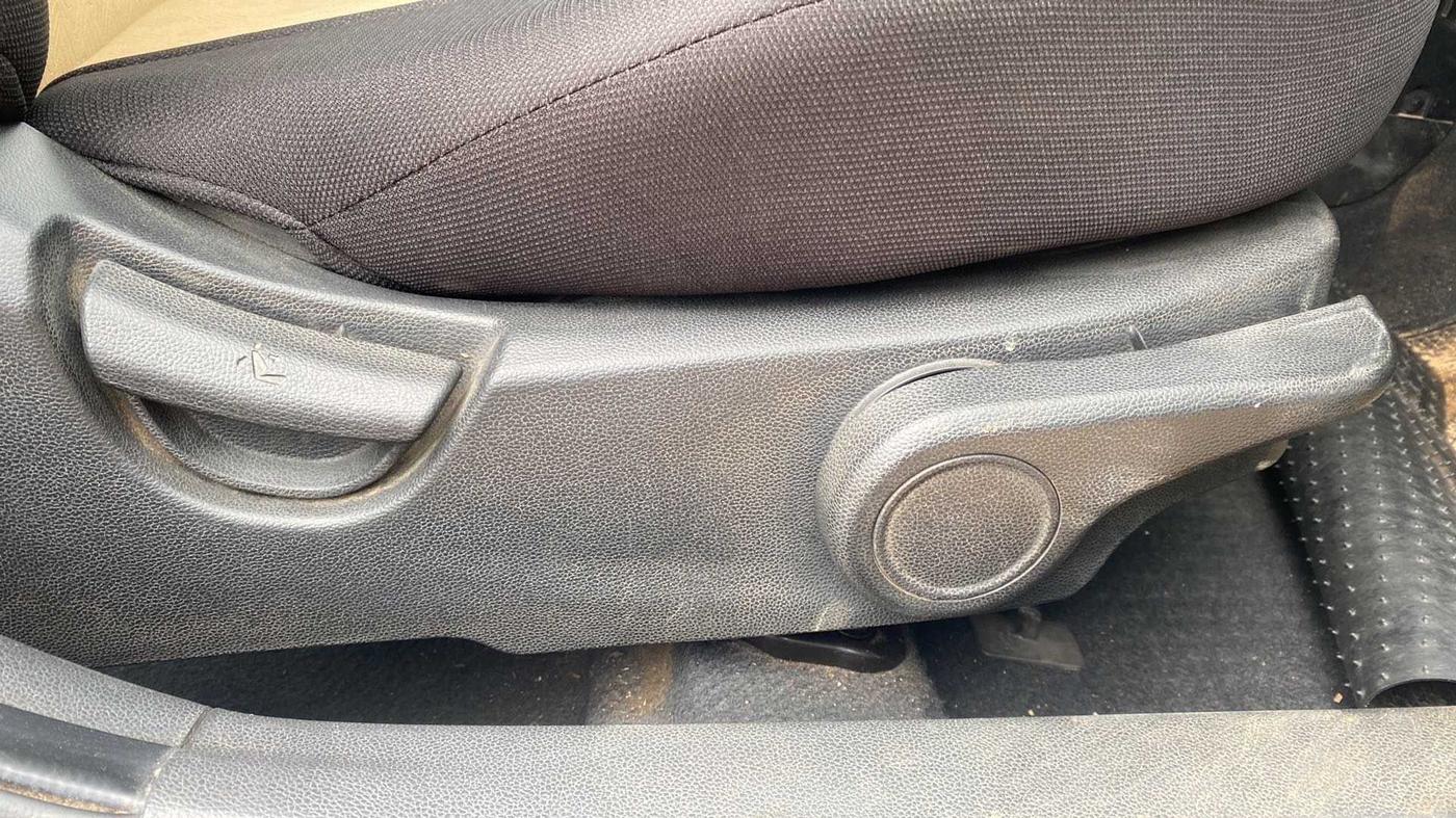 2014 Hyundai Xcent S 1.2, Petrol, Manual, 67,704 km, Driver Side Adjustment Panel