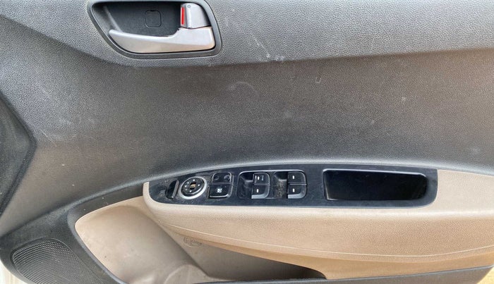 2014 Hyundai Xcent S 1.2, Petrol, Manual, 67,704 km, Driver Side Door Panels Control