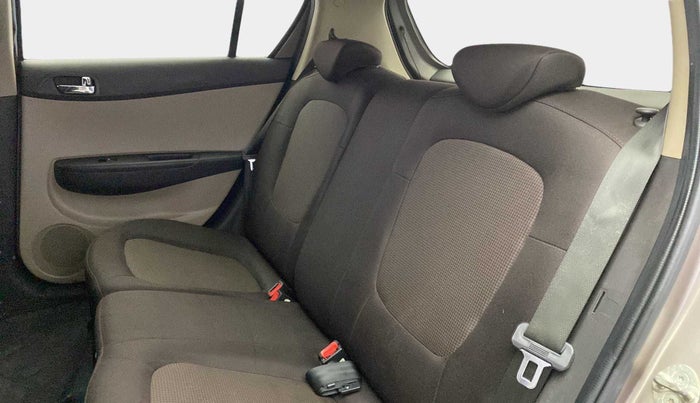 2012 Hyundai i20 ASTA 1.4 CRDI, Diesel, Manual, 95,352 km, Right Side Rear Door Cabin