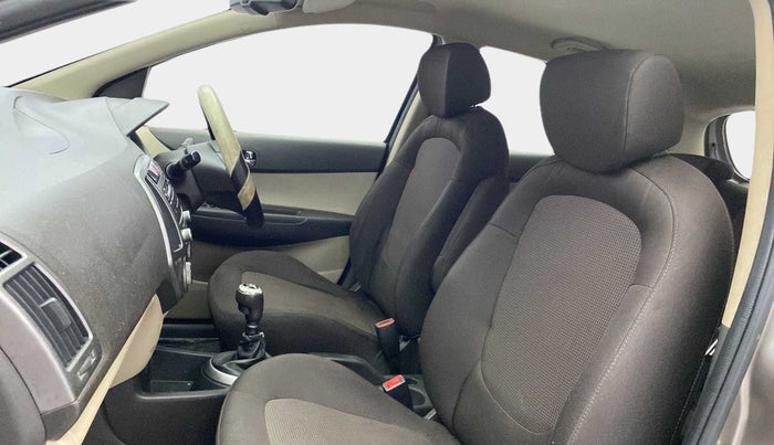 2012 Hyundai i20 ASTA 1.4 CRDI, Diesel, Manual, 95,352 km, Right Side Front Door Cabin