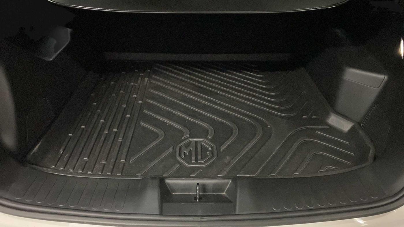 2023 MG HECTOR SHARP PRO 1.5 TURBO MT PETROL, Petrol, Manual, 10,349 km, Boot Inside