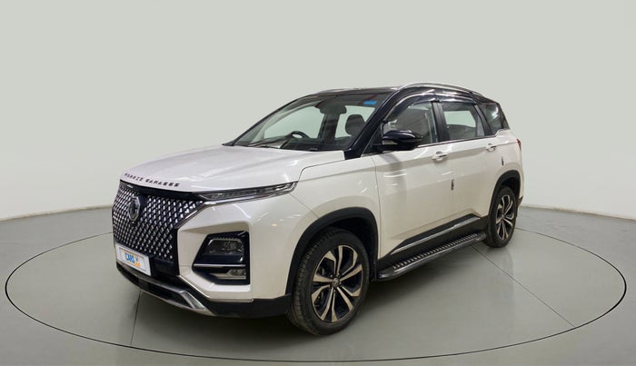 2023 MG HECTOR SHARP PRO 1.5 TURBO MT PETROL, Petrol, Manual, 10,349 km, Left Front Diagonal