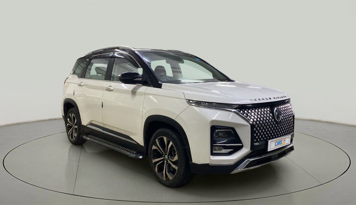 2023 MG HECTOR SHARP PRO 1.5 TURBO MT PETROL, Petrol, Manual, 10,349 km, Right Front Diagonal