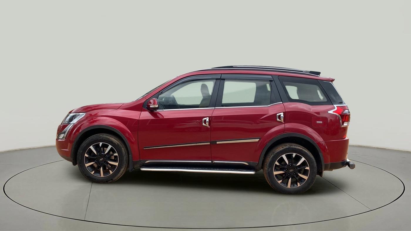 2018 Mahindra XUV500 W11, Diesel, Manual, 63,473 km, Left Side