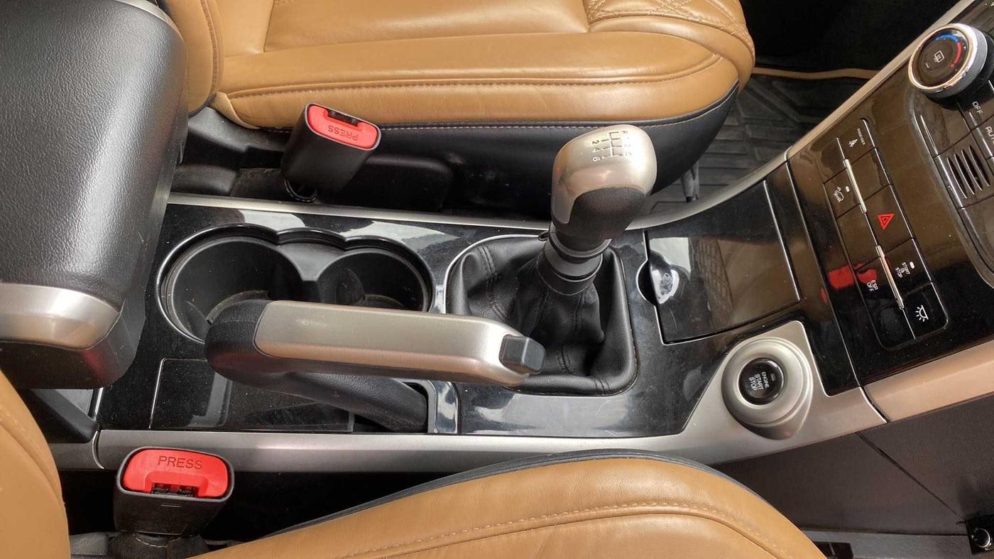 2018 Mahindra XUV500 W11, Diesel, Manual, 63,473 km, Gear Lever
