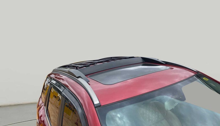 2018 Mahindra XUV500 W11, Diesel, Manual, 63,473 km, Roof